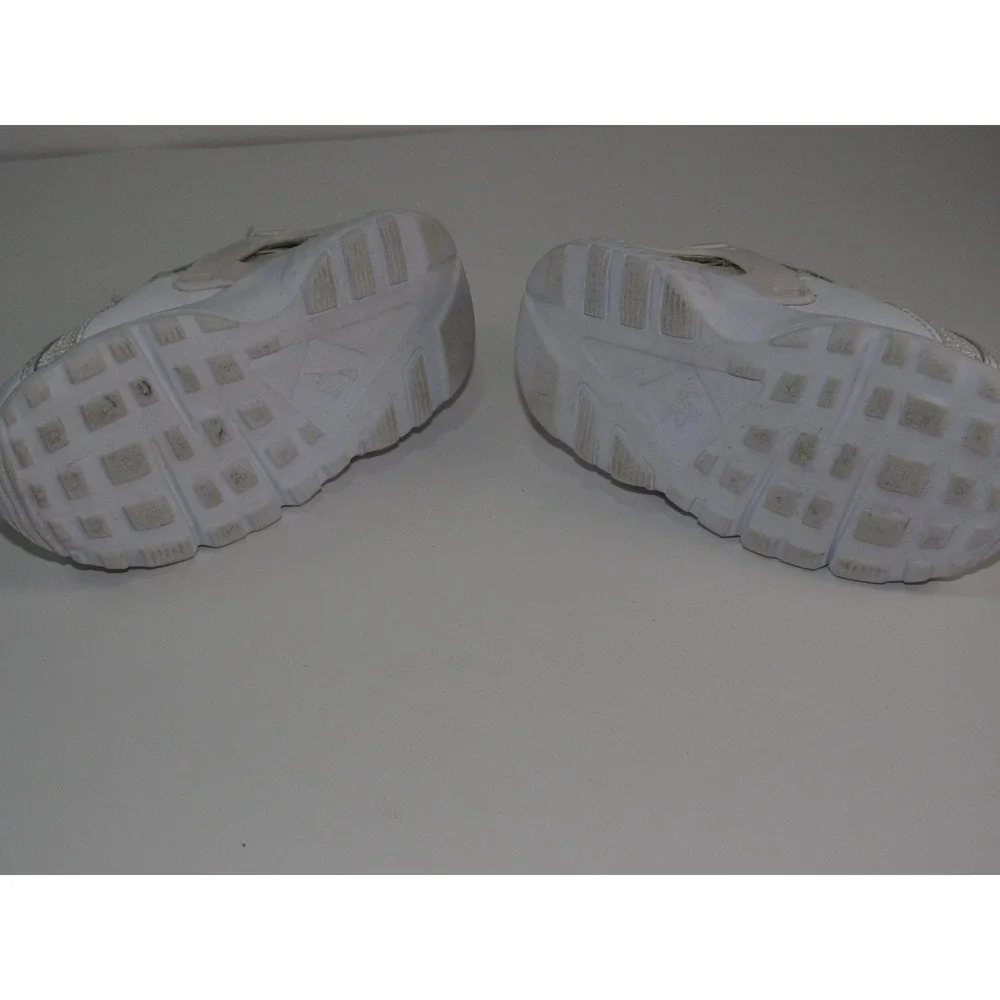 Nike Huarache Baby Sneakers White Size 6C Leather Mesh Comfort‎